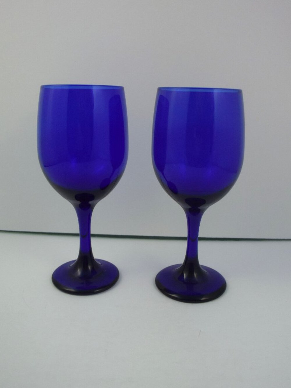 Anchor Hocking Cobalt Blue Wineglasses Set of 2